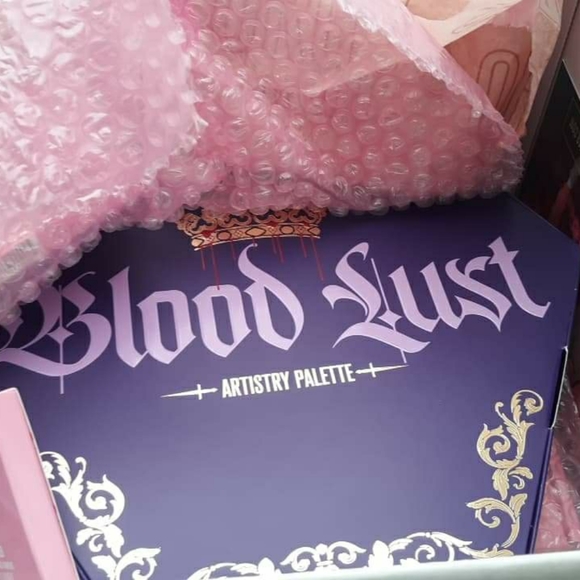 Jeffree Star Blood Lust Palette - Picture 3 of 3